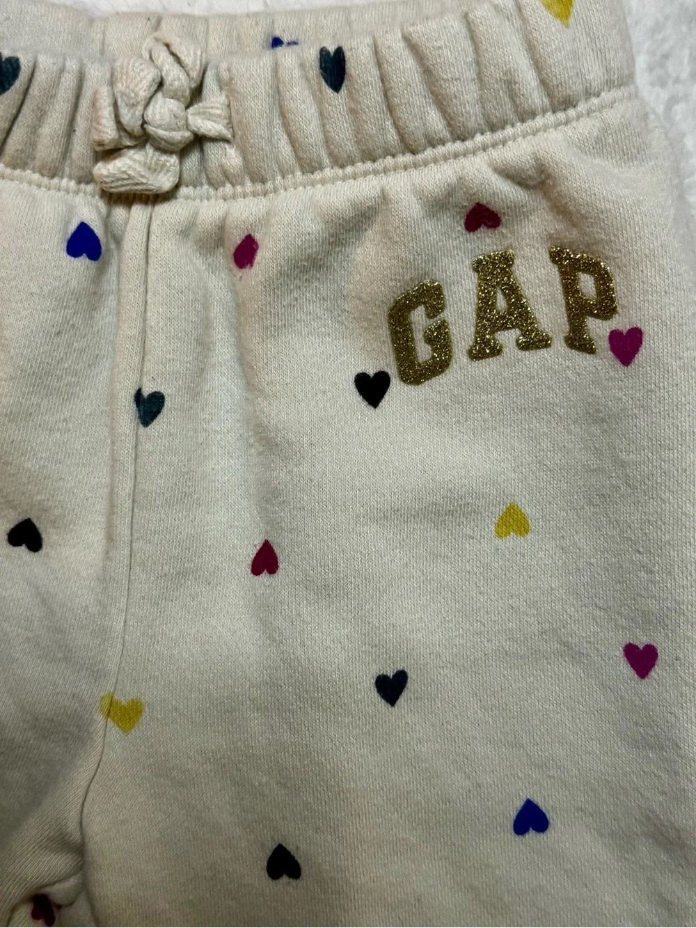 GAP Cream Heart-Print Fleece Jogger Pants for 12-18 month baby